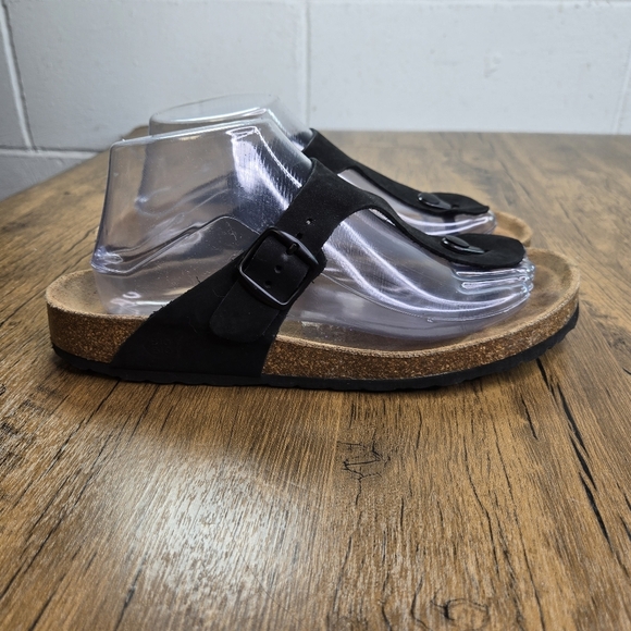 Bio Bio Black Thong Sandals - Picture 10 of 12